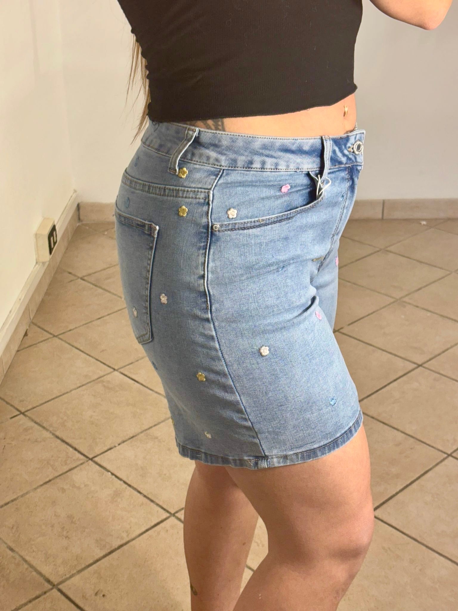 Bermuda jeans fiorellini